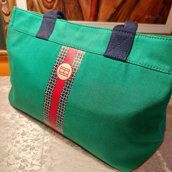 Tommy Hilfiger handbag in canvas - Picture 3 of 8